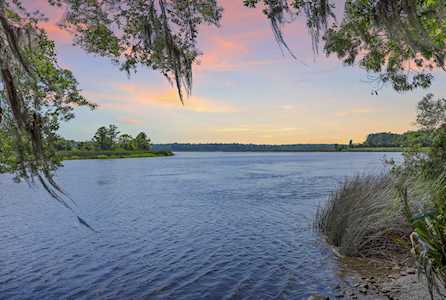 8323 Childs Cove Circle North Charleston, SC 29418