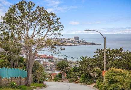 8504 Prestwick Dr La Jolla, CA 92037