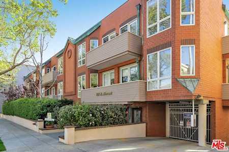 121 N Almont Dr #303 Beverly Hills, CA 90211