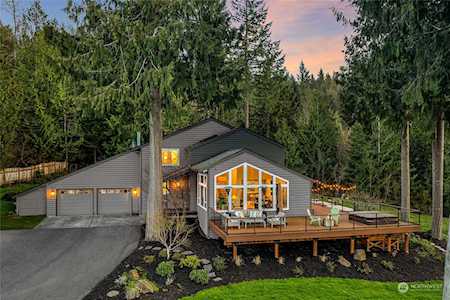 34035 SE 56th Place Fall City, WA 98024