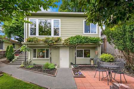 7707 Corliss Ave N Seattle, WA 98103