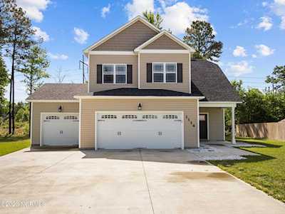 1114 Farmhouse Lane Jacksonville, NC 28546