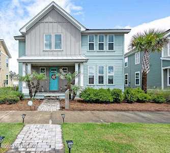 227 Daydream AVE Yulee, FL 32097