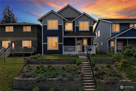 2216 E 34th St Tacoma, WA 98404