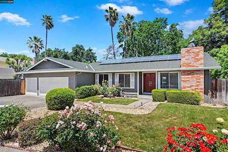 141 Larkwood Cir Danville, CA 94526