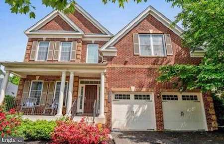 4012 Bridle Ridge Rd Upper Marlboro, MD 20772