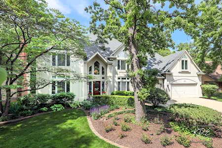 239 Fiala Woods Ct Naperville, IL 60565