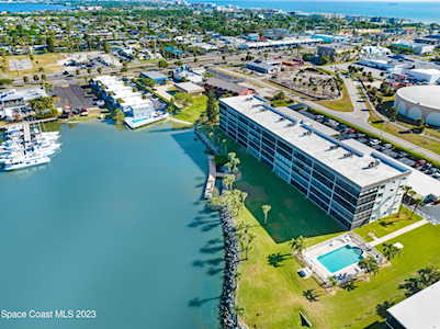 3873 S Banana River Boulevard #308 Cocoa Beach, FL 32931