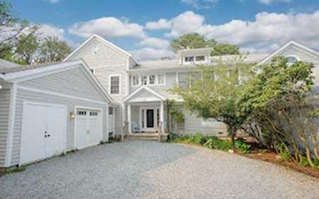 176 Sandpiper Ln #11 Tisbury, MA 02568