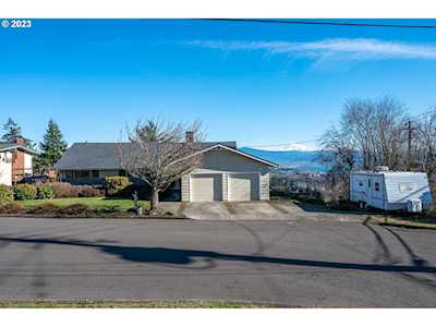 1804 NW Edgehill ST Camas, WA 98607