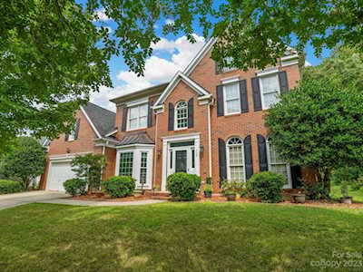 4720 Hanging Ivy Dr Charlotte, NC 28215