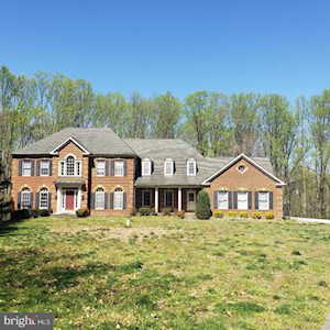 2000 Gresham Ln Davidsonville, MD 21035