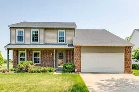 25 E Fabish Dr Buffalo Grove, IL 60089