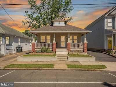 425 Bunker Hill St Fredericksburg, VA 22401