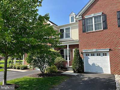 2296 S Whittmore St Furlong, PA 18925