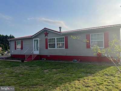 453 Pleasant Pine Circle Harrington, DE 19952