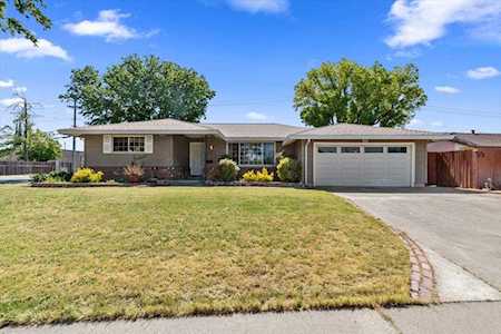 7272 Lindale Drive Sacramento, CA 95828