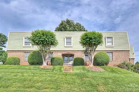 2616 Park Rd Charlotte, NC 28209