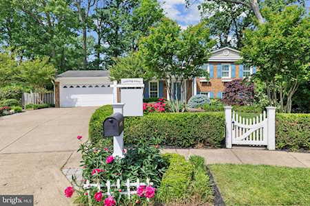 9612 Center St Vienna, VA 22181