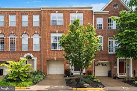 2853 Laura Gae Circle Vienna, VA 22180