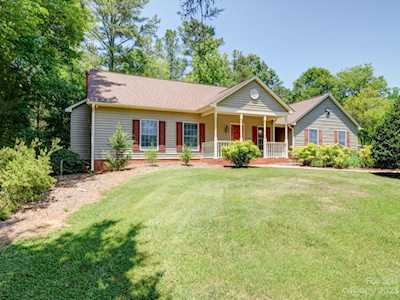 7101 Dorey Ln Waxhaw, NC 28173