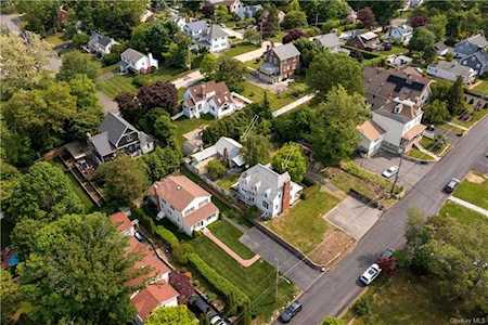 23 Clinton Street Valhalla, NY 10595