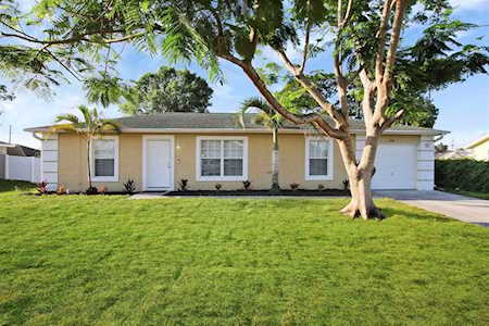 844 SW Canary Terrace Port St Lucie, FL 34953