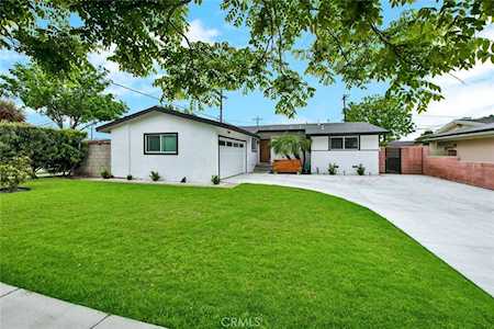 3001 Fernheath Lane Costa Mesa, CA 92626