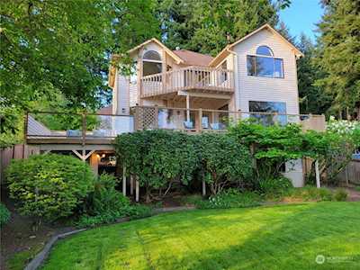 1416 N Lake Stickney Dr Lynnwood, WA 98087