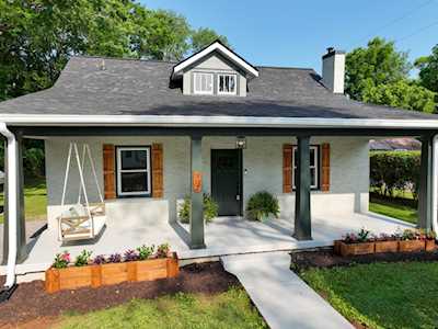 302 S Bilbro Ave Murfreesboro, TN 37130