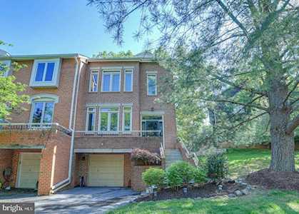 10837 Whiterim Dr Potomac, MD 20854