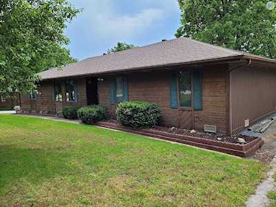 1407 N. 14th St Ozark, MO 65721