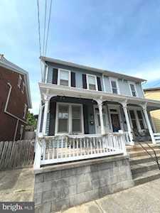 124 W Walnut St Marietta, PA 17547