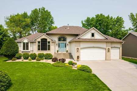357 Windsor Lane Mahtomedi, MN 55115