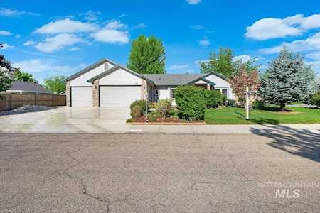 277 S Cobblestone Way Eagle, ID 83616-4961