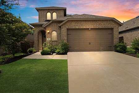 1204 Friesian Lane Aubrey, TX 76227