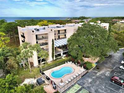 203 Tarpon POINT #203 Tarpon Springs, FL 34689