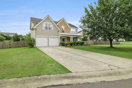 1706 Kendall Cove Ln Mount Juliet, TN 37122