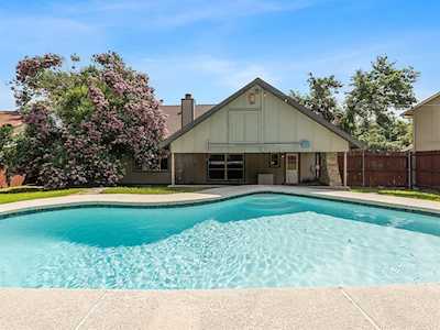 1203 Doonesbury DR Austin, TX 78758