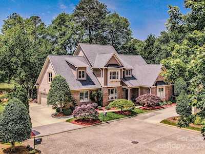18534 Carnegie Overlook Blvd Davidson, NC 28036