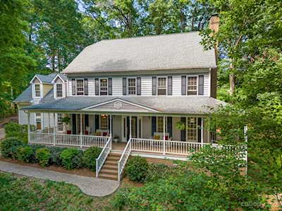 2329 Wedgewood Dr Matthews, NC 28104