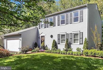 12714 Fantasia Dr Herndon, VA 20170