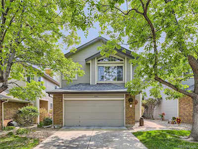 2212 S Nome Ct Aurora, CO 80014