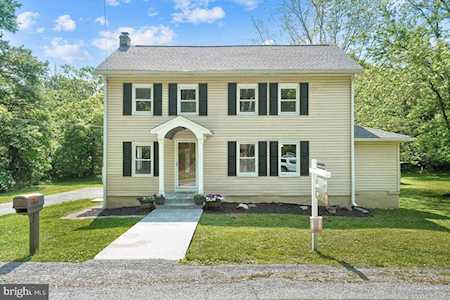 15945 Saint Anthony Rd Thurmont, MD 21788