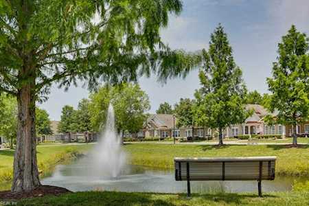 1509 Rosehill Dr Chesapeake, VA 23320