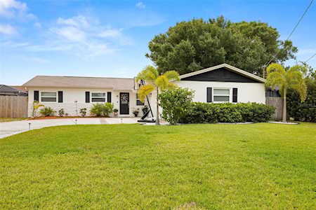 5909 Tampa Shores Blvd Tampa, FL 33615