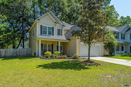 8612 Kennestone Ln North Charleston, SC 29420