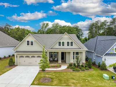 14535 Crosswater Ln Charlotte, NC 28278