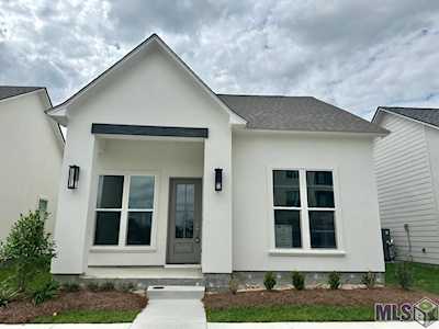 9926 Couret Dr Central, LA 70818