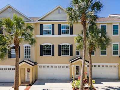 31 Seagrape CIRCLE Clearwater, FL 33759